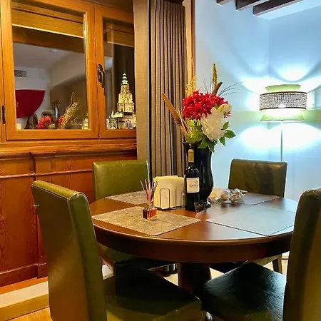 Cason De Lopez Apartment *